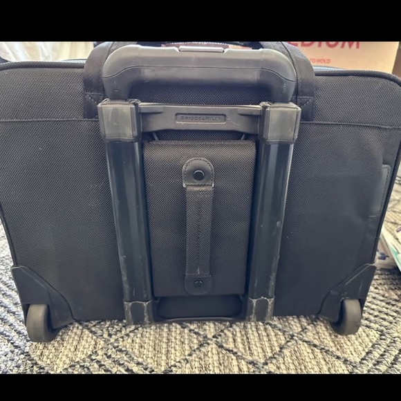 Briggs & Riley @Work Large Expandable Rolling Brief - Picture 3 of 10